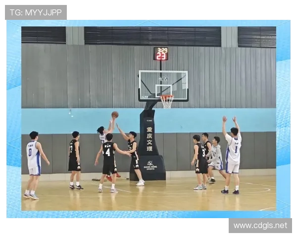 篮球点燃青春激情凝聚团队力量谱写运动梦想新篇章